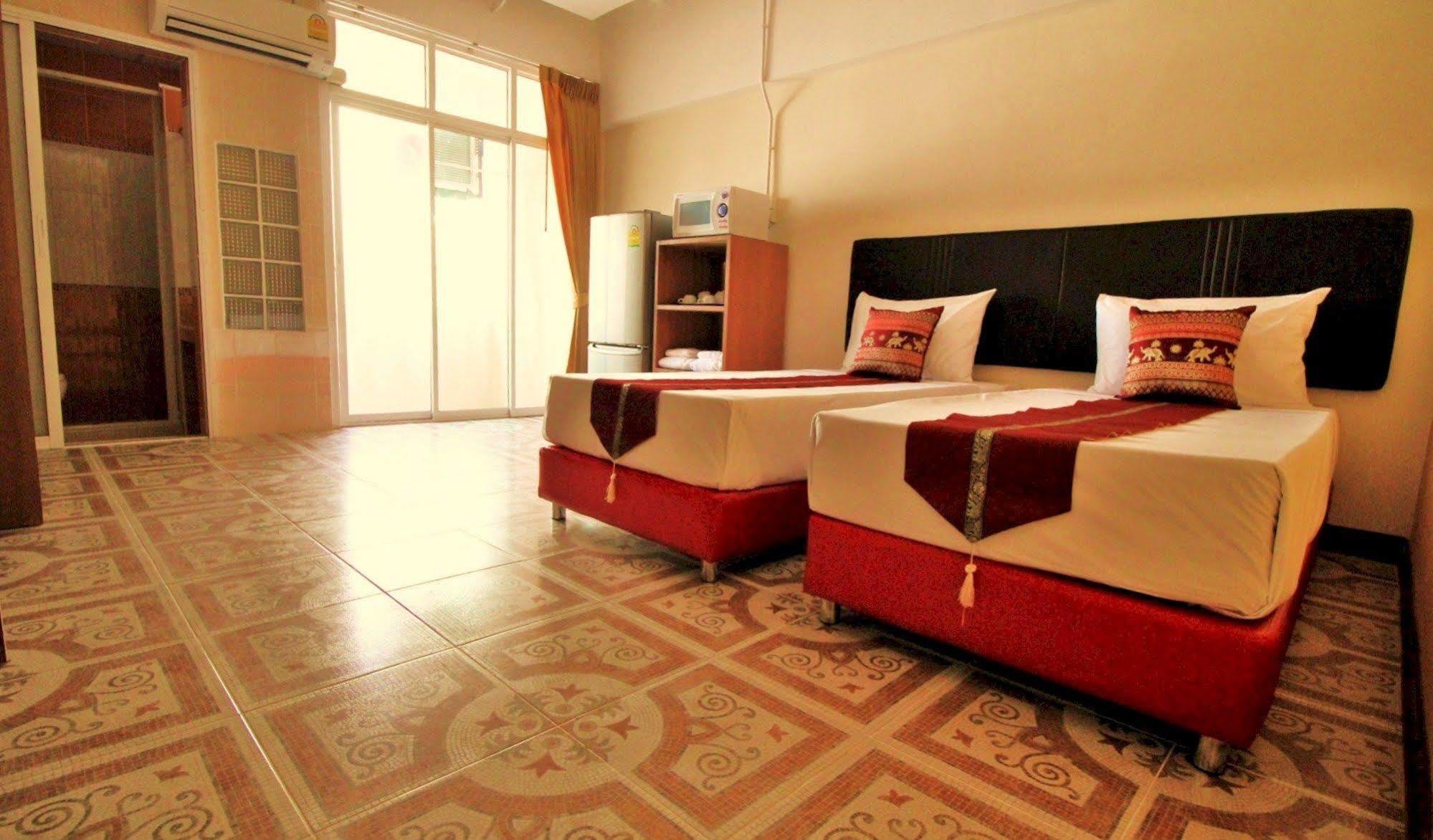 Aparthotel Ac Habitat Bangkok Esterno foto