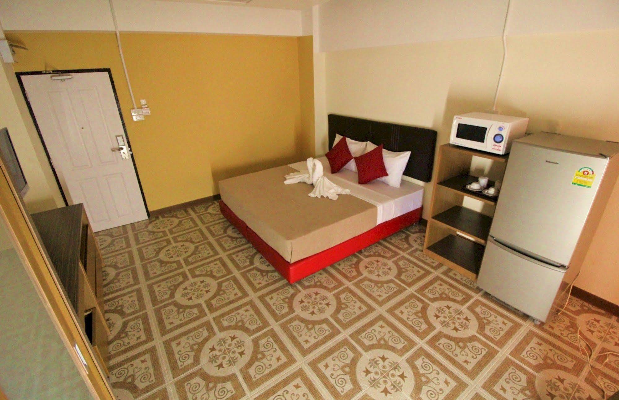 Aparthotel Ac Habitat Bangkok Esterno foto